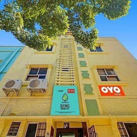 צ'נאי Oyo 81287 Empire Inn מראה חיצוני תמונה
